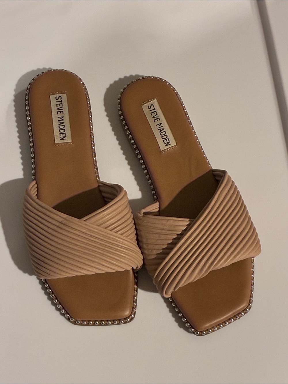 Steve Madden Beige Ribbed Crossover Slide Sandals